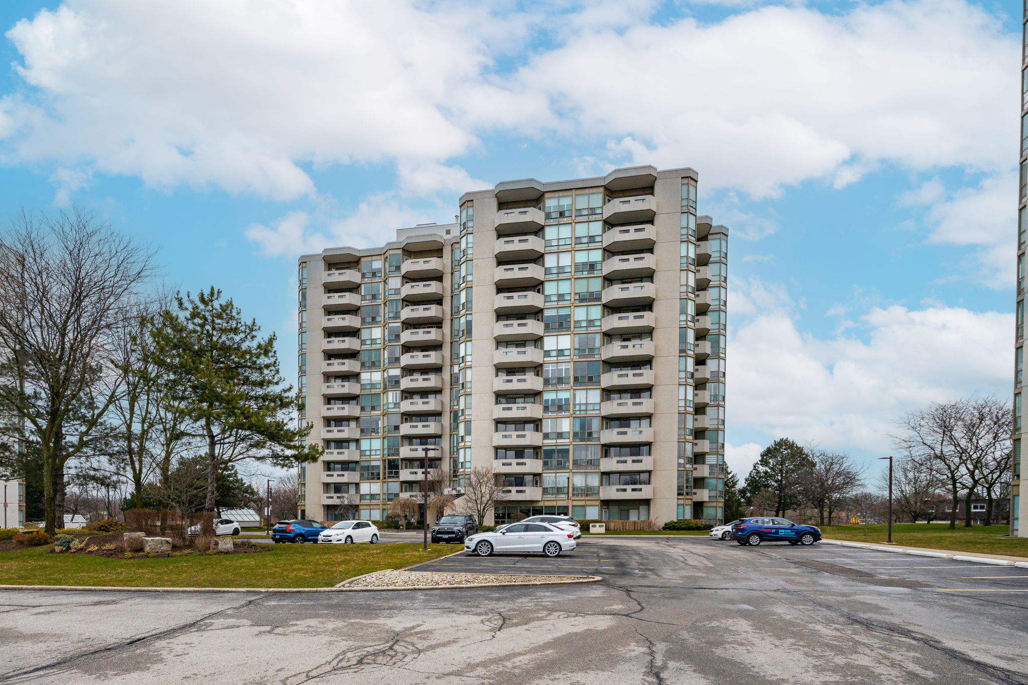 Burlington property showcase — delivered property photograph 2