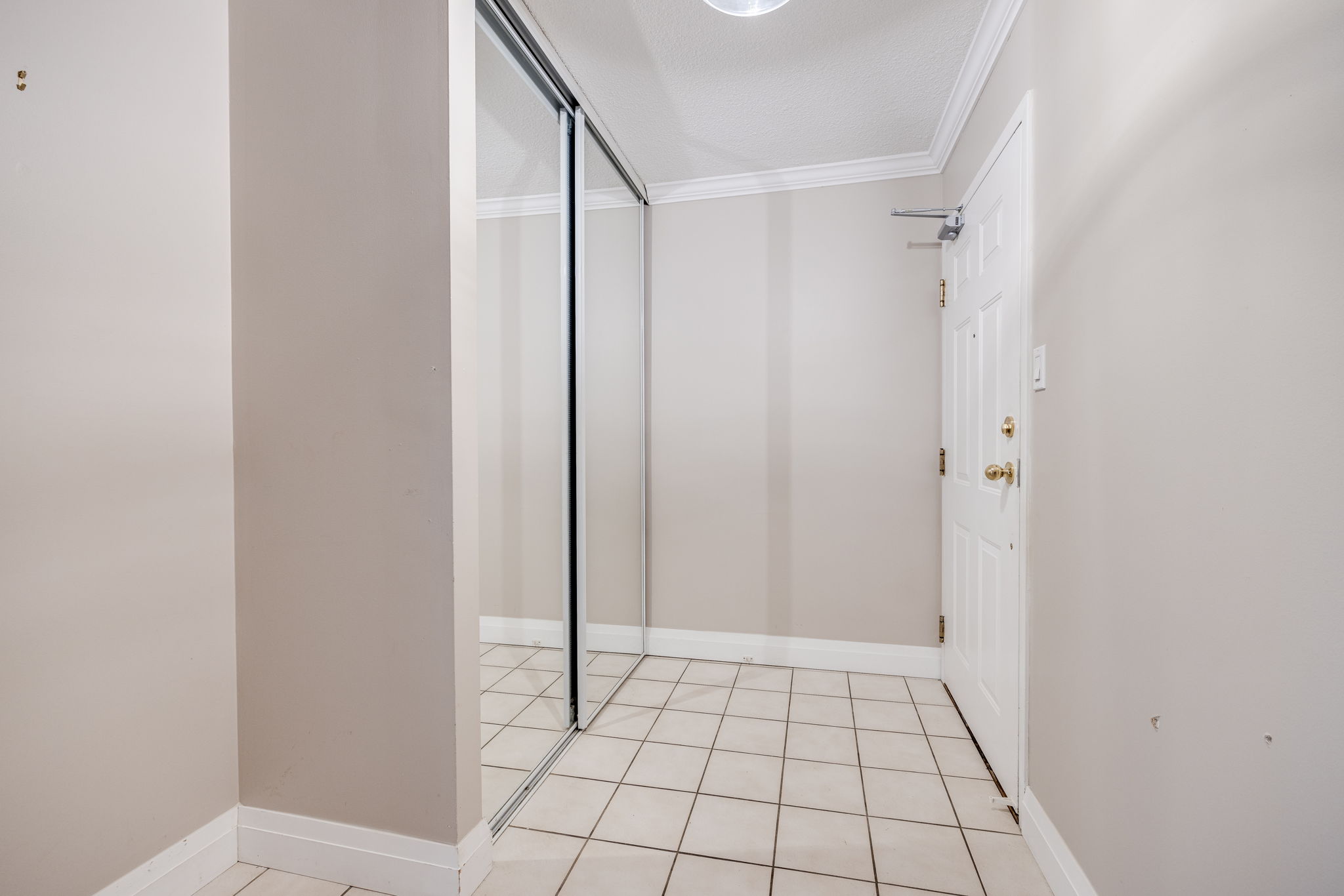 Burlington property showcase — delivered property photograph 8