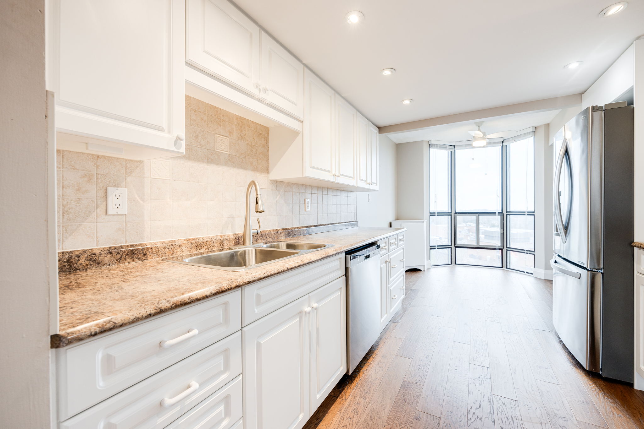 Burlington property showcase — delivered property photograph 19