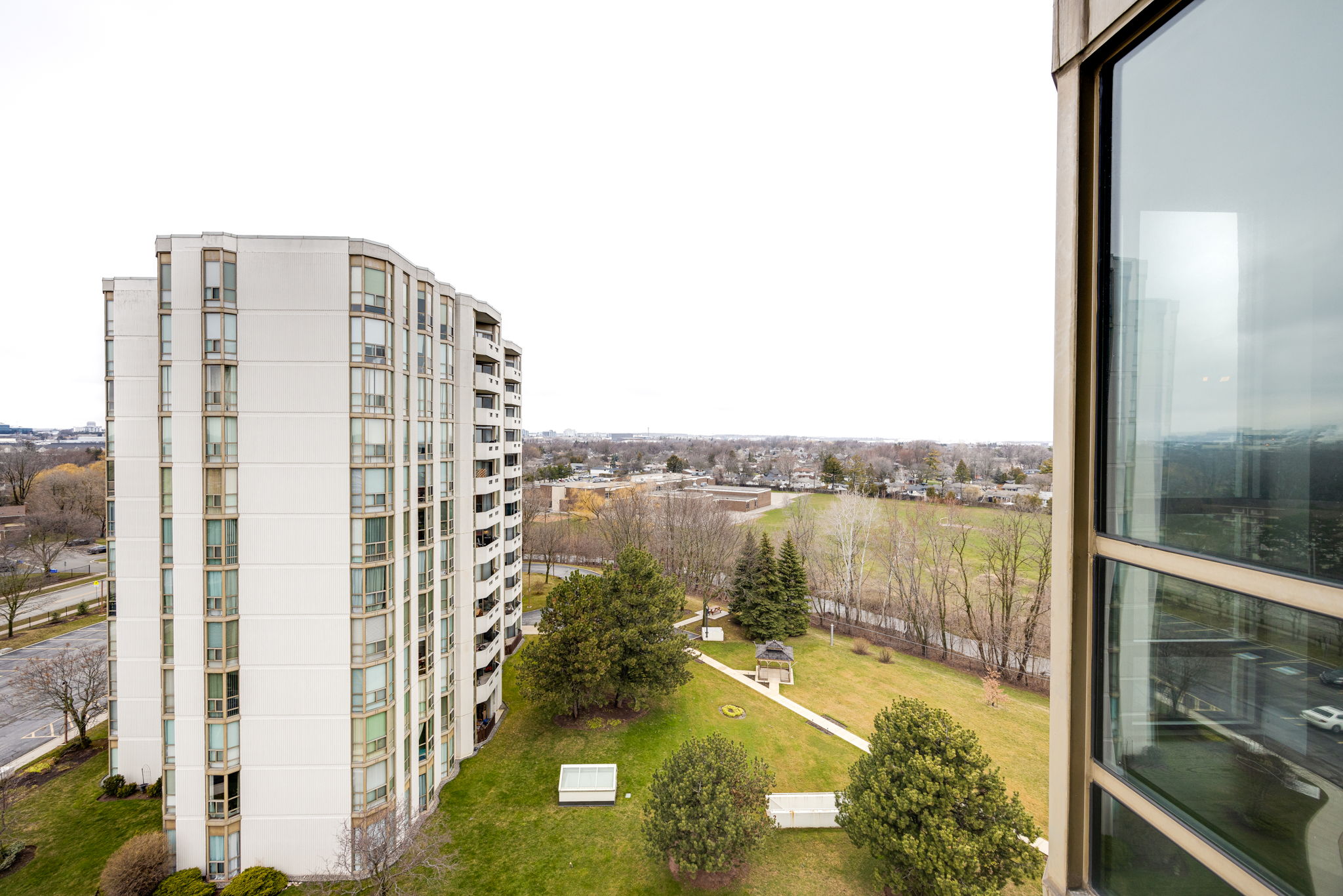 Burlington property showcase — delivered property photograph 38