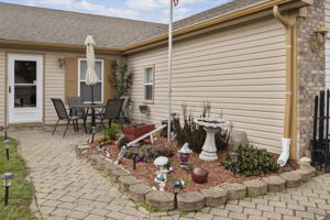  Photo 33