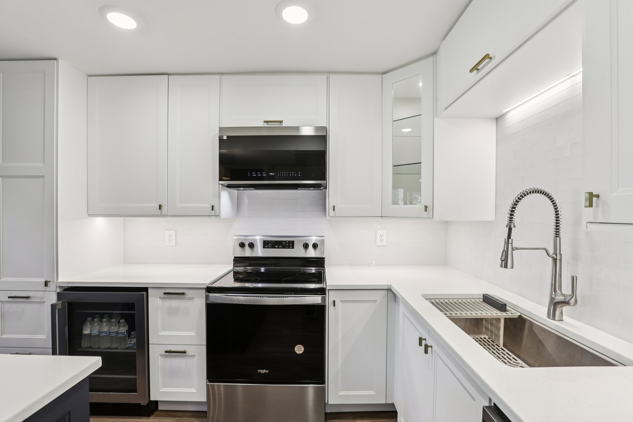 1st St NE 143-S1212-023.jpg