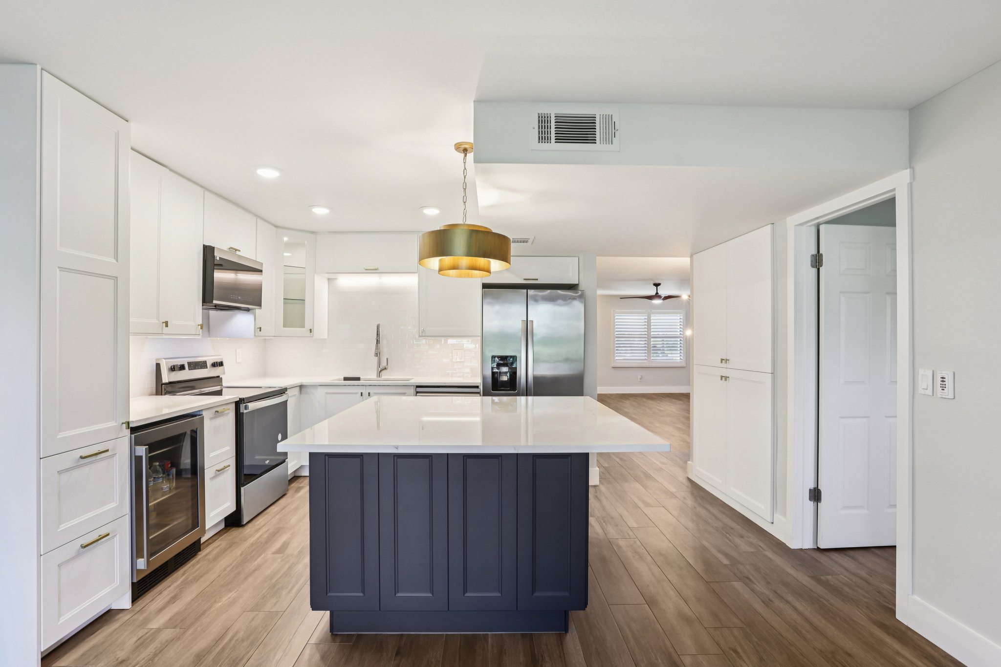 1st St NE 143-S1212-025.jpg