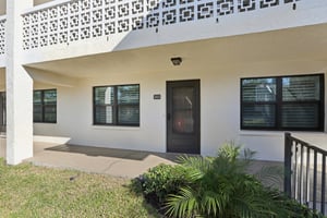 1st St NE 143-S1212-003.jpg