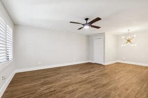 1st St NE 143-S1212-010.jpg