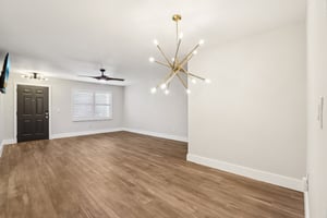 1st St NE 143-S1212-014.jpg