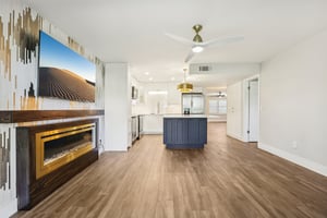 1st St NE 143-S1212-020.jpg