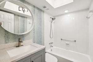 1st St NE 143-S1212-032.jpg