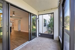 1st St NE 143-S1212-041.jpg