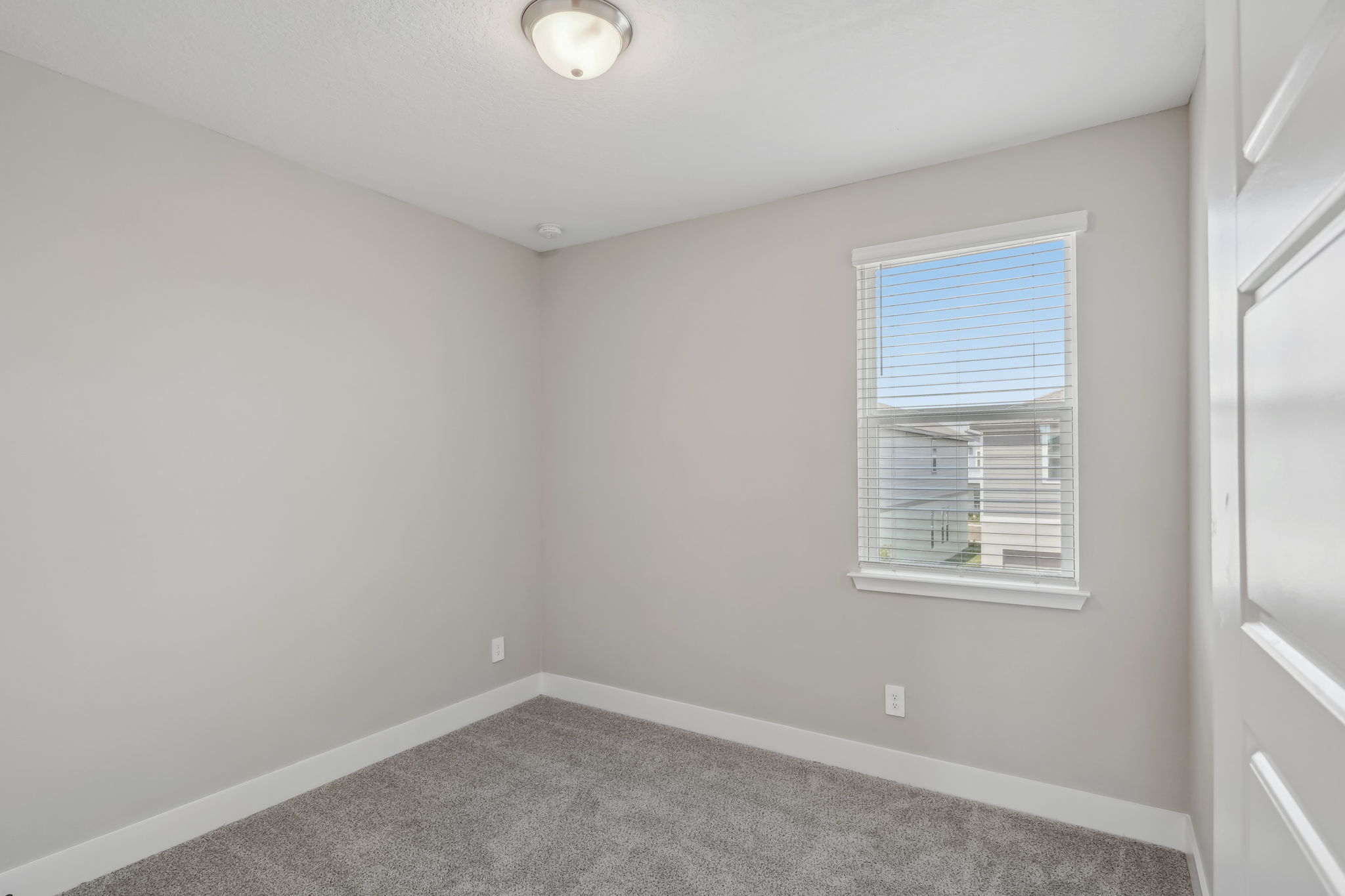Orlando - Silverleaf Reserve - 5087 Railroad Vine Alley Winter Garden FL 34787 - 032