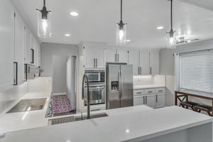016_5088 Georgia St