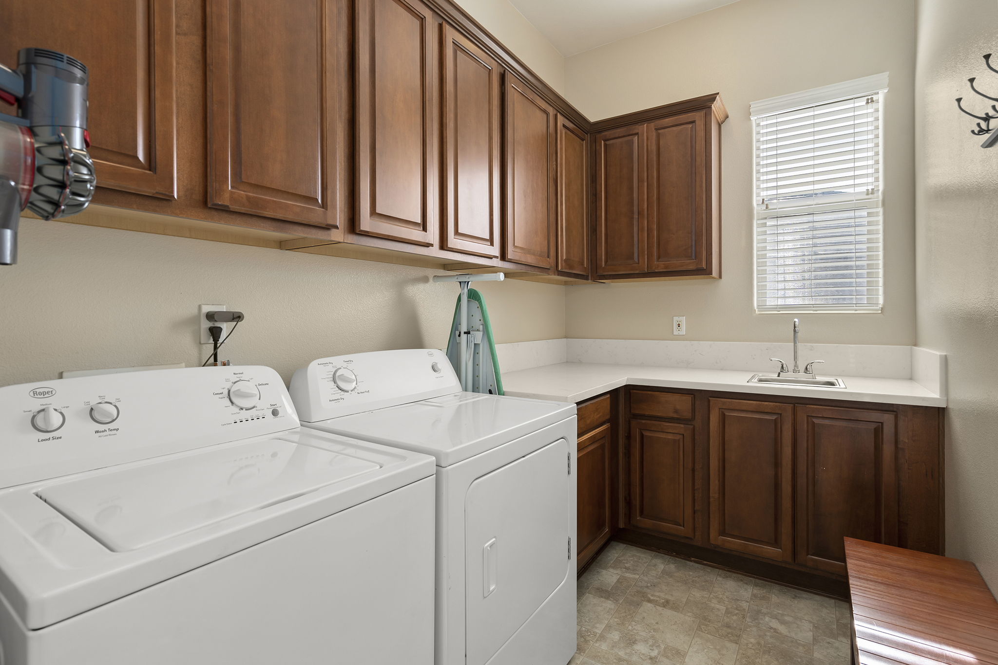 5089 Dubonnet, Sparks, NV 89436, USA Photo 18