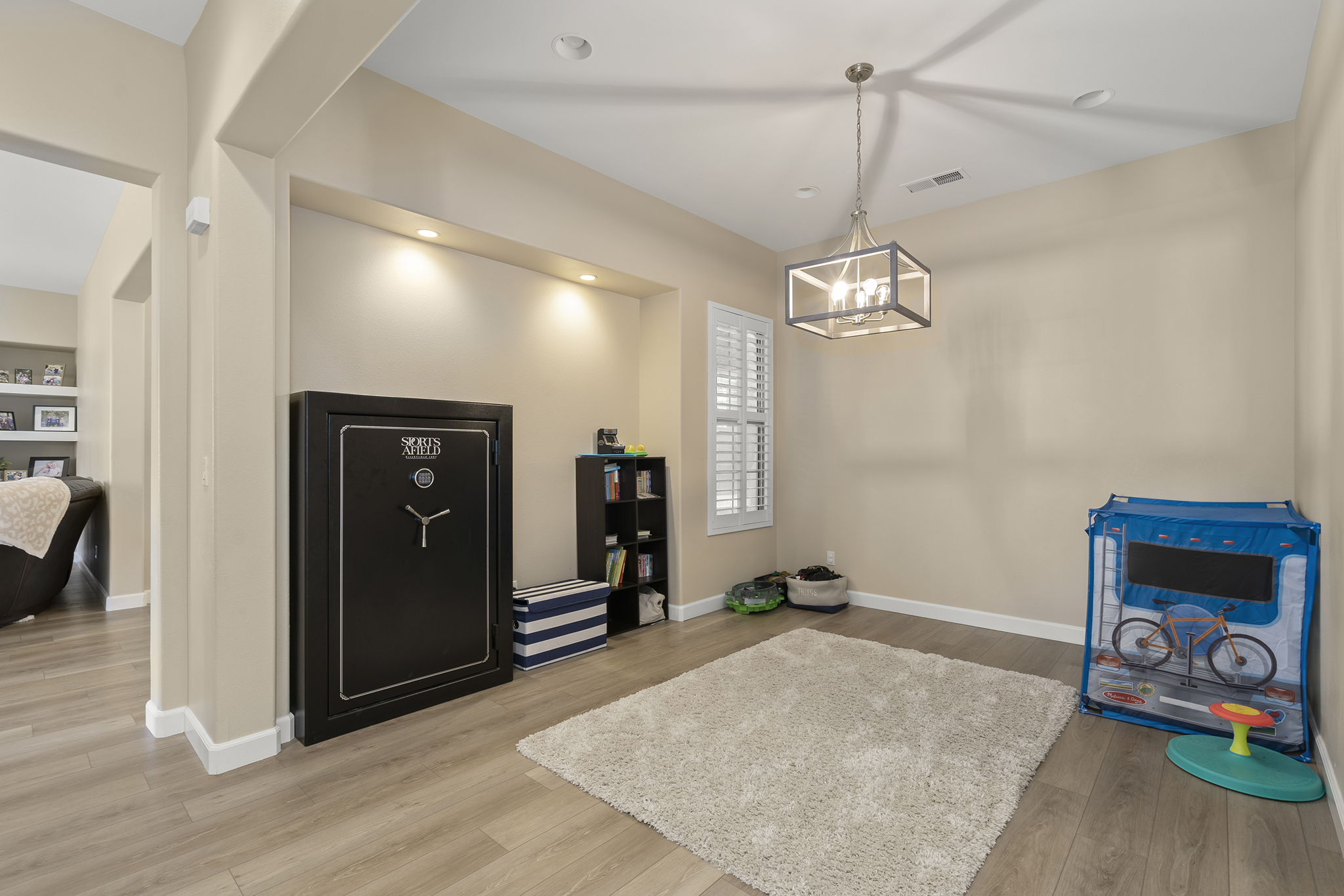 5089 Dubonnet, Sparks, NV 89436, USA Photo 9