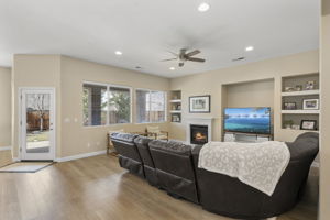 5089 Dubonnet, Sparks, NV 89436, USA Photo 2