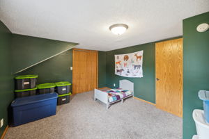 17_Interior