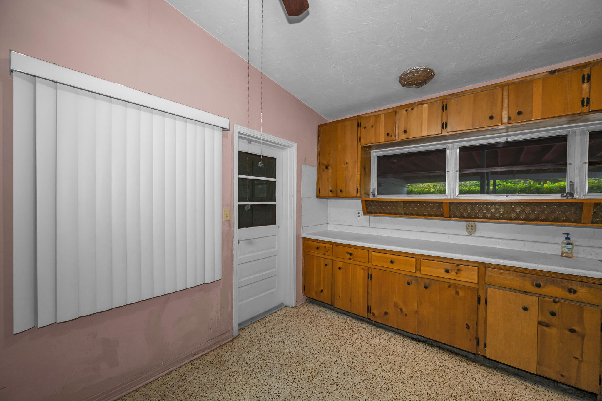 Kitchen 6