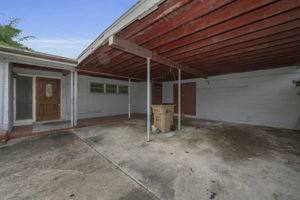 Car Port 1