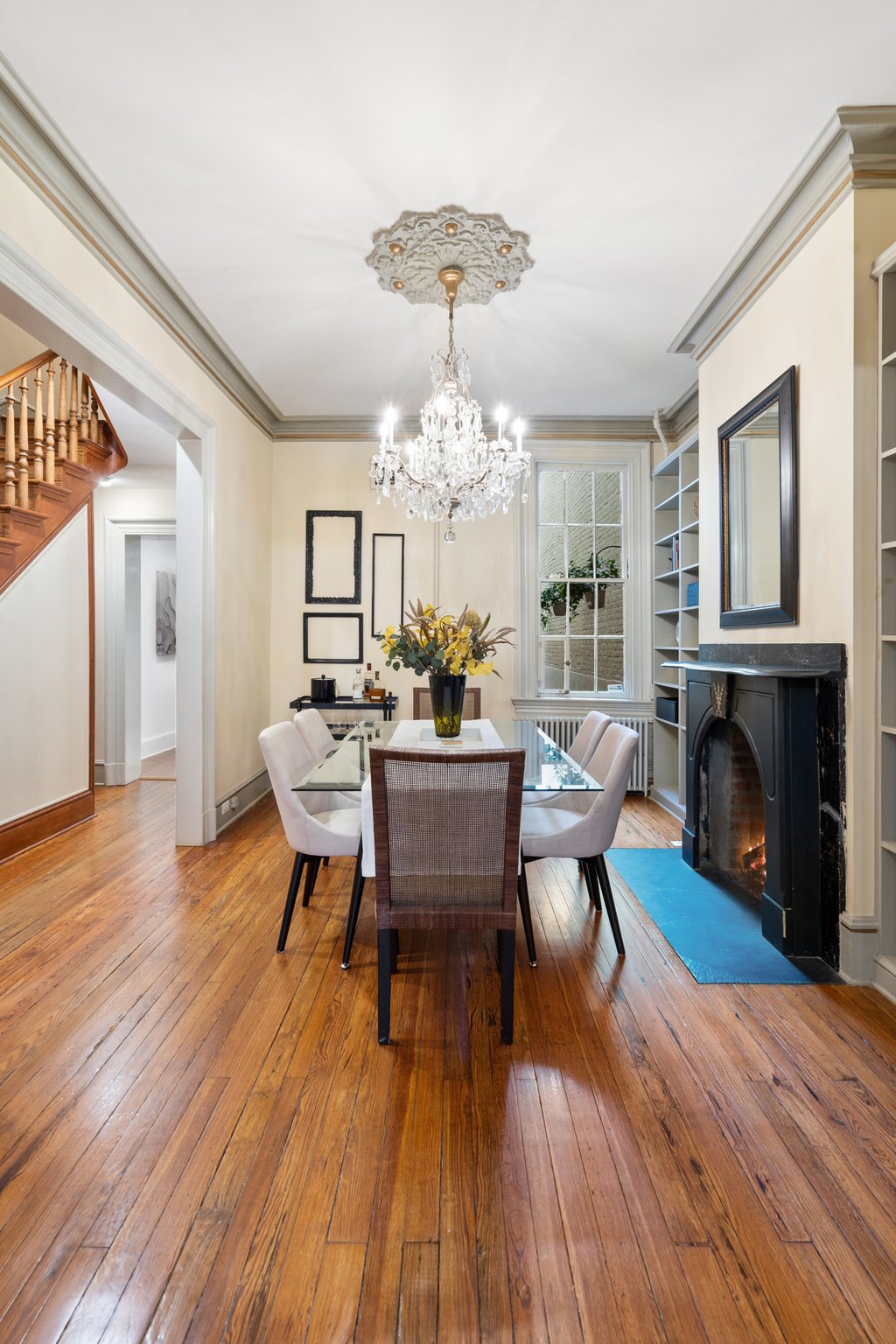 509 Independence Ave SE, Washington, DC 20003, USA Photo 7