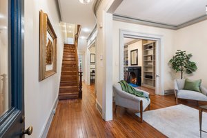 509 Independence Ave SE, Washington, DC 20003, USA Photo 4