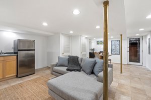 509 Independence Ave SE, Washington, DC 20003, USA Photo 51