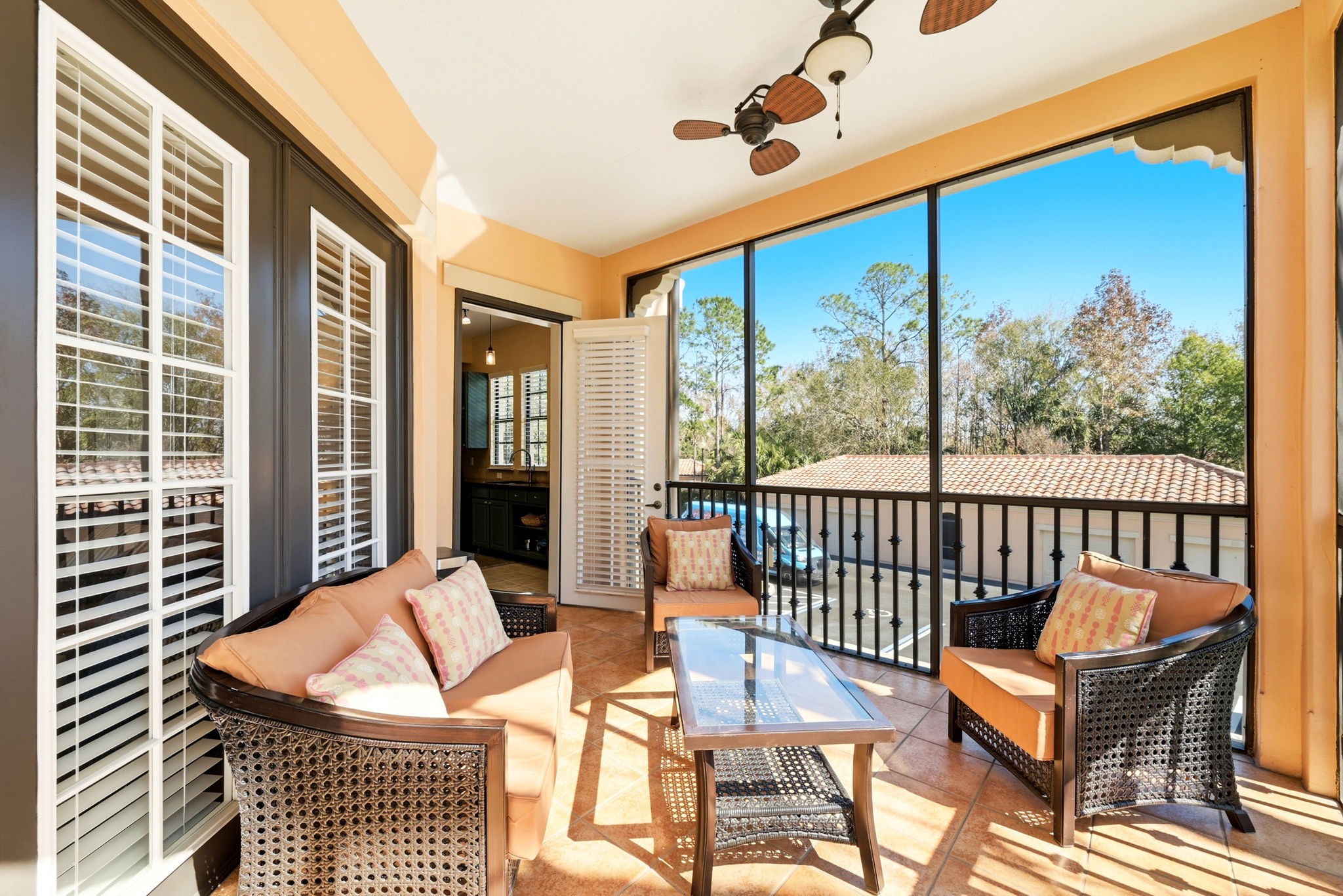 Screen Enclosed Corner Patio