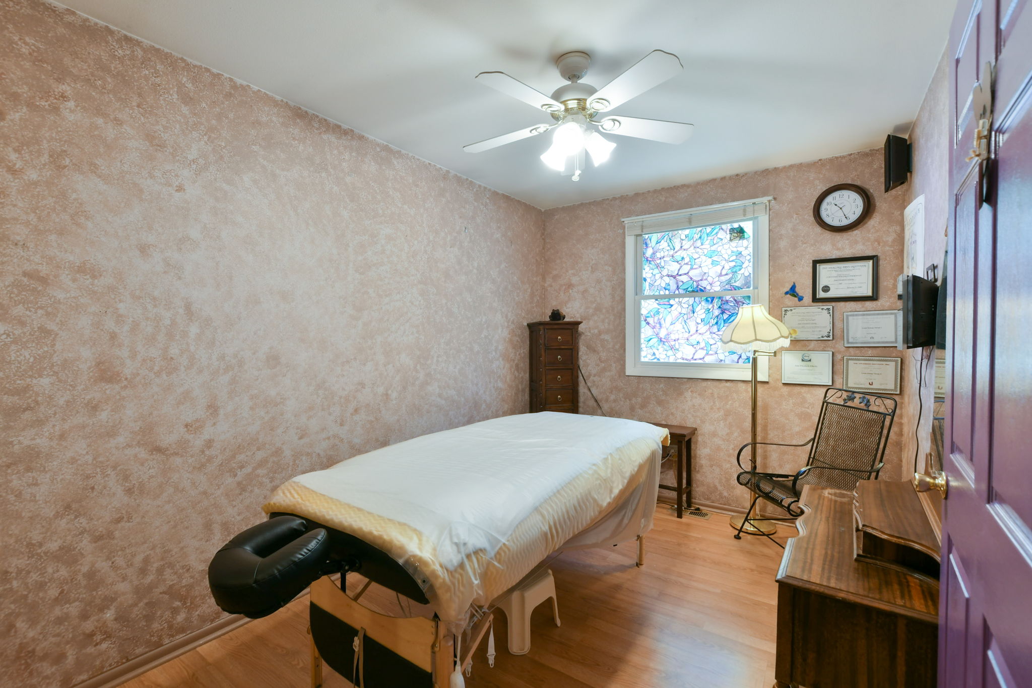 massage room or potential bedroom 3