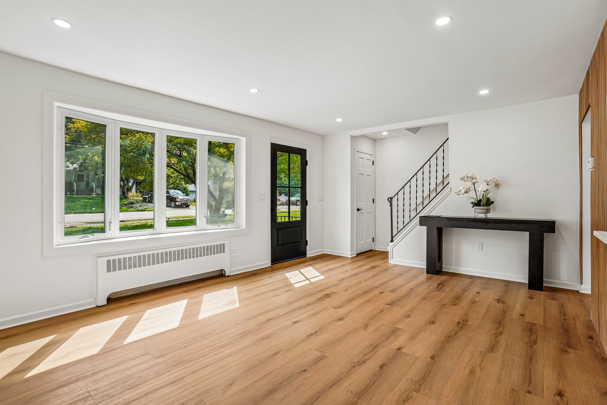Ramapo Valley Rd-S2508-008.jpg