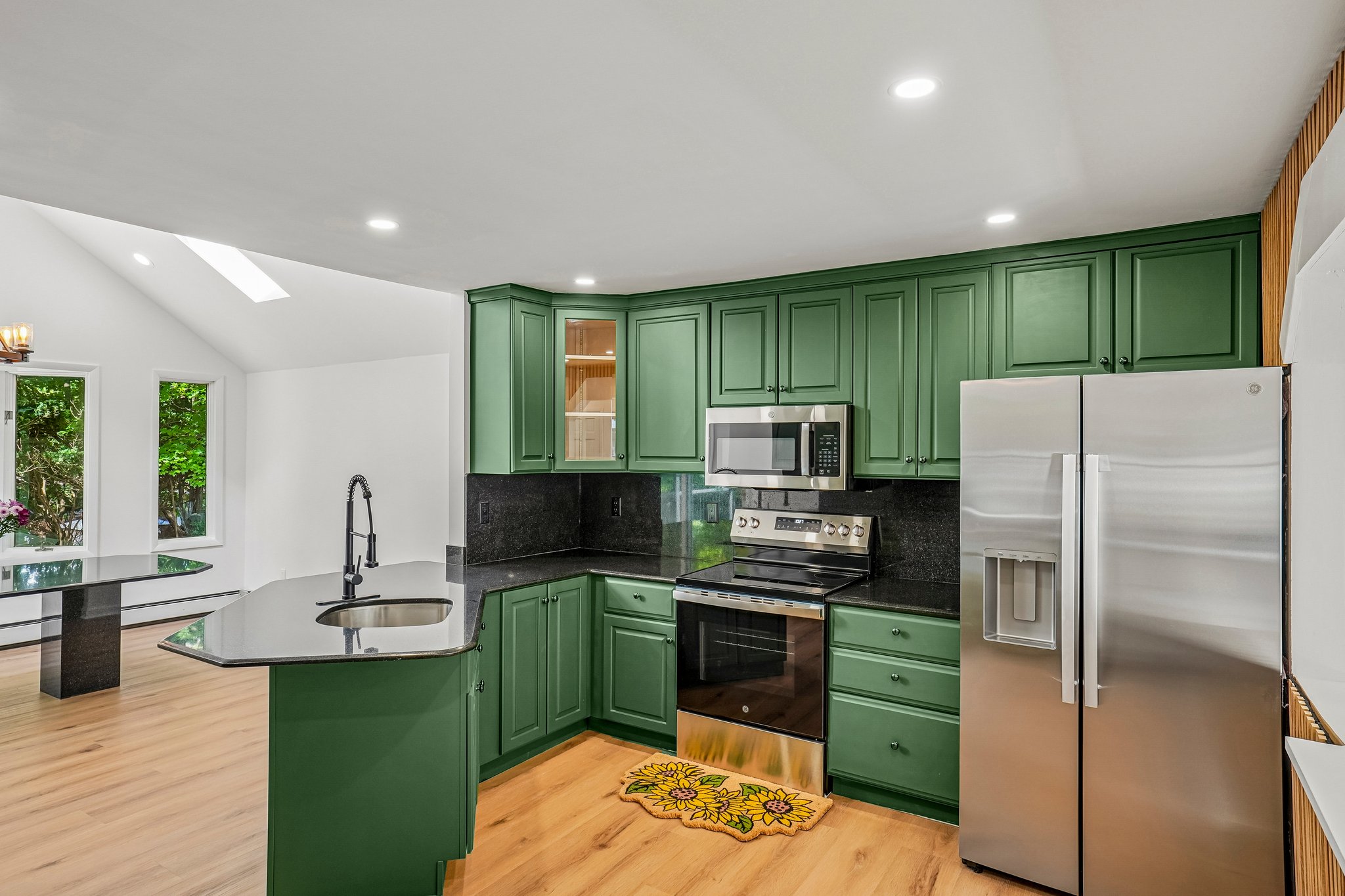 Ramapo Valley Rd-S2508-012r.jpg
