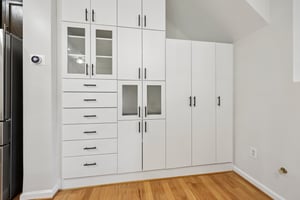 Donovan Dr-S0605-020.jpg