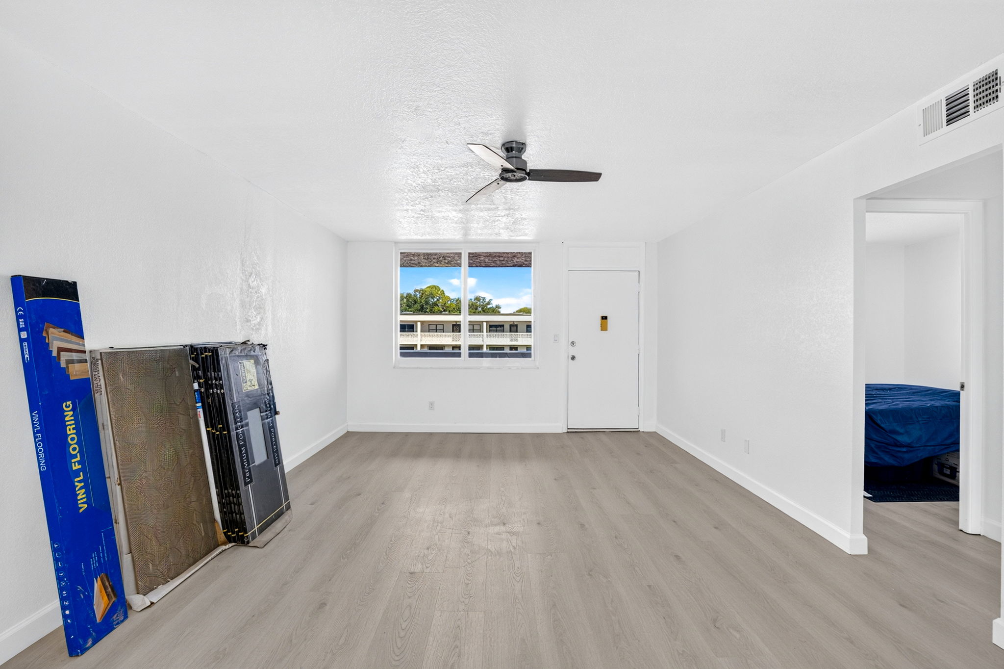 Living Room 1 of 5