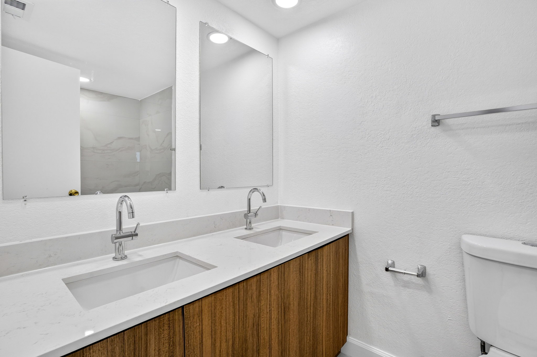 Advance Edit - Primary Bathroom 2