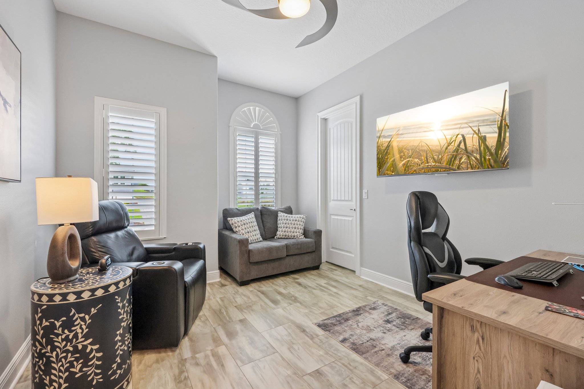 Greens Dr-S2304-029.jpg