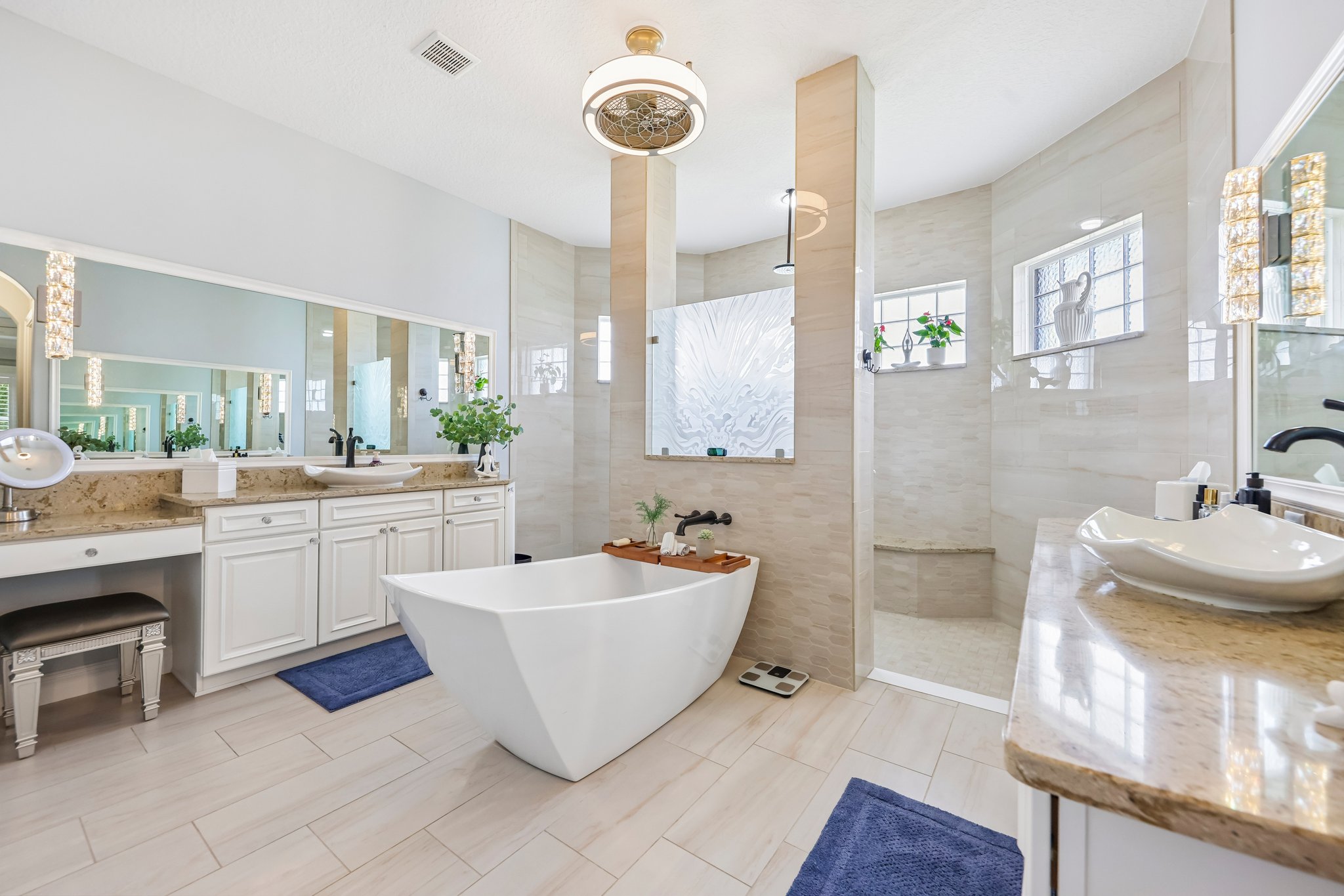 Greens Dr-S2304-040.jpg