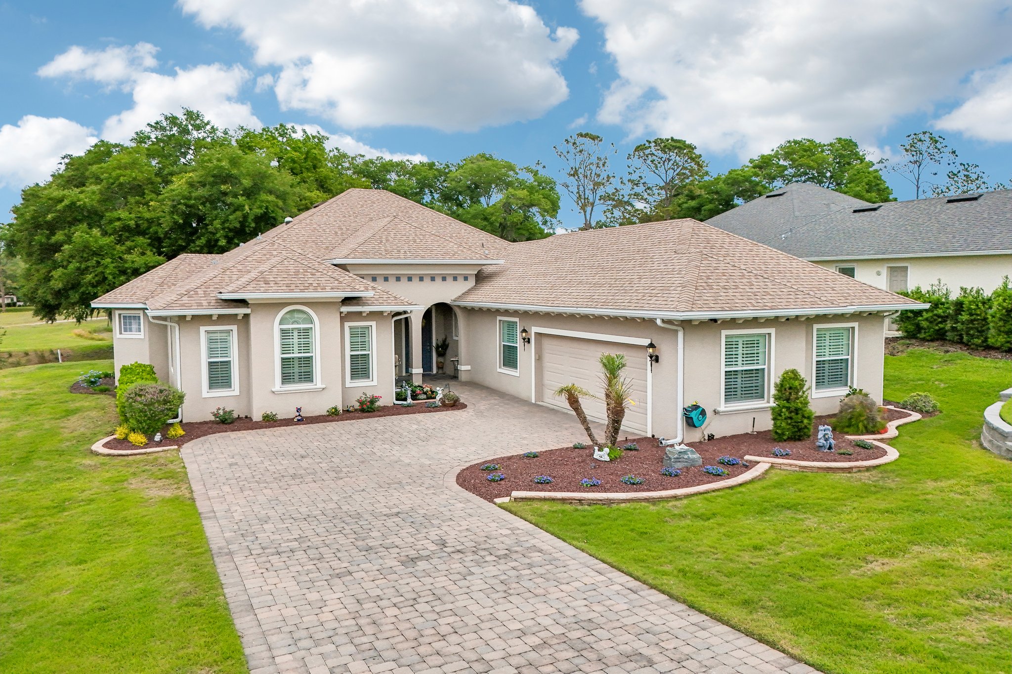 Greens Dr-S2304-063.jpg