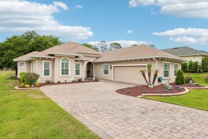 Greens Dr-S2304-002.jpg