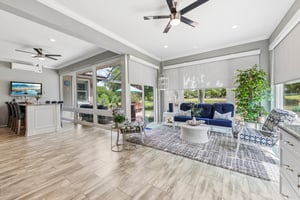 Greens Dr-S2304-017.jpg