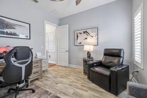 Greens Dr-S2304-030.jpg