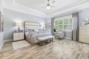 Greens Dr-S2304-035.jpg