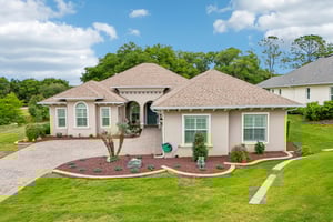 Greens Dr-S2304-062.jpg