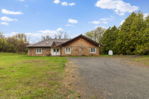  Photo 0