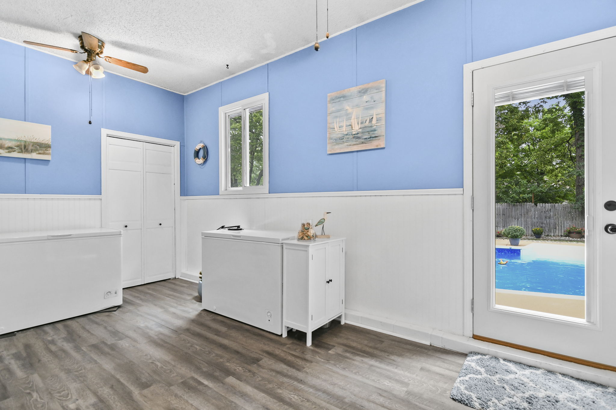 Mudroom/Dropzone