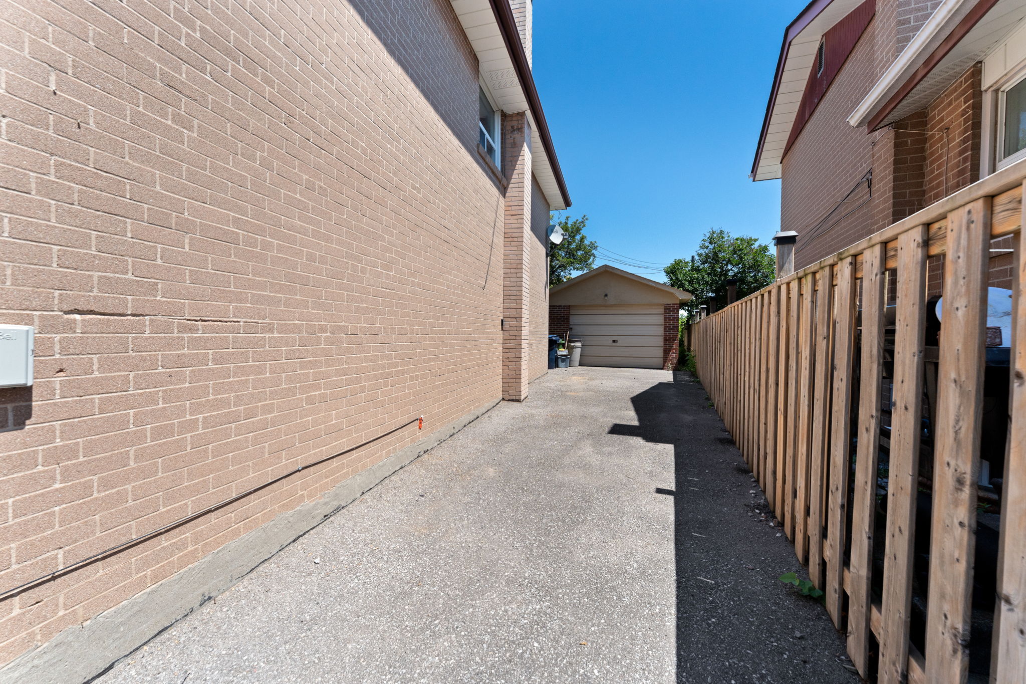  Photo 48