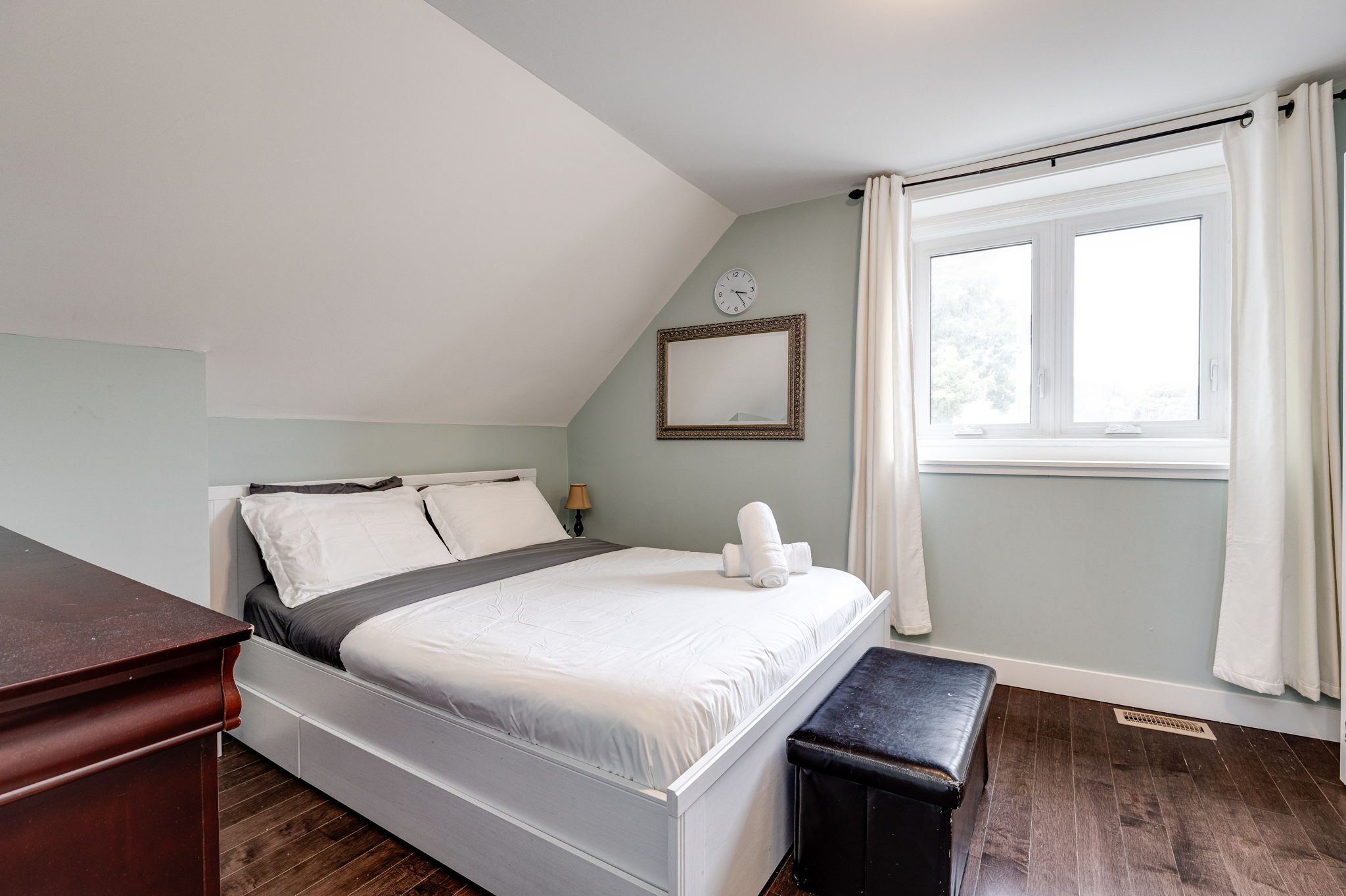 Toronto property showcase — delivered property photograph 18