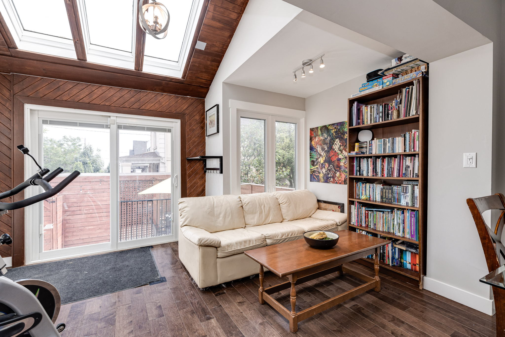 Toronto property showcase — delivered property photograph 15