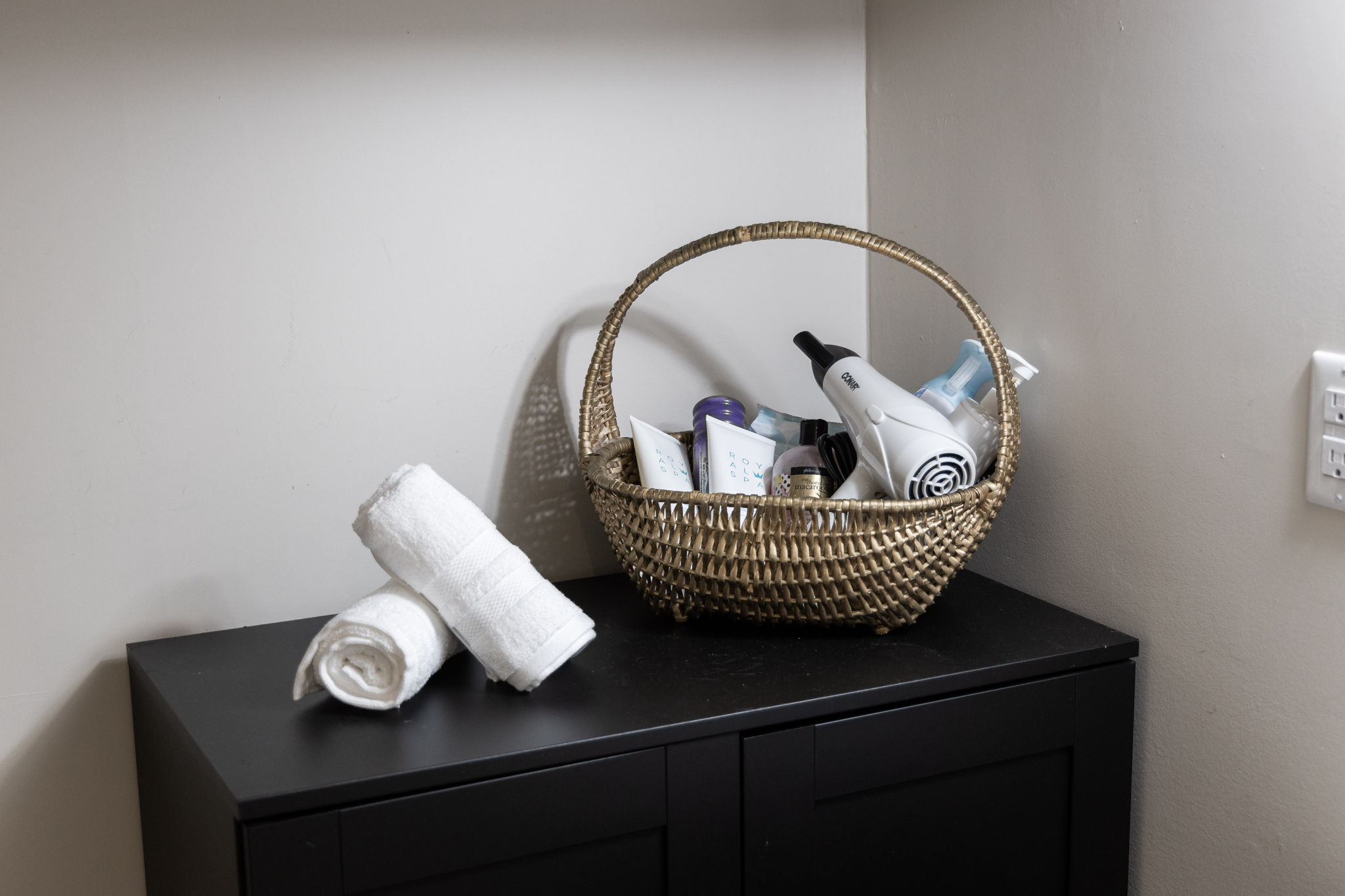 Toronto property showcase — delivered property photograph 40