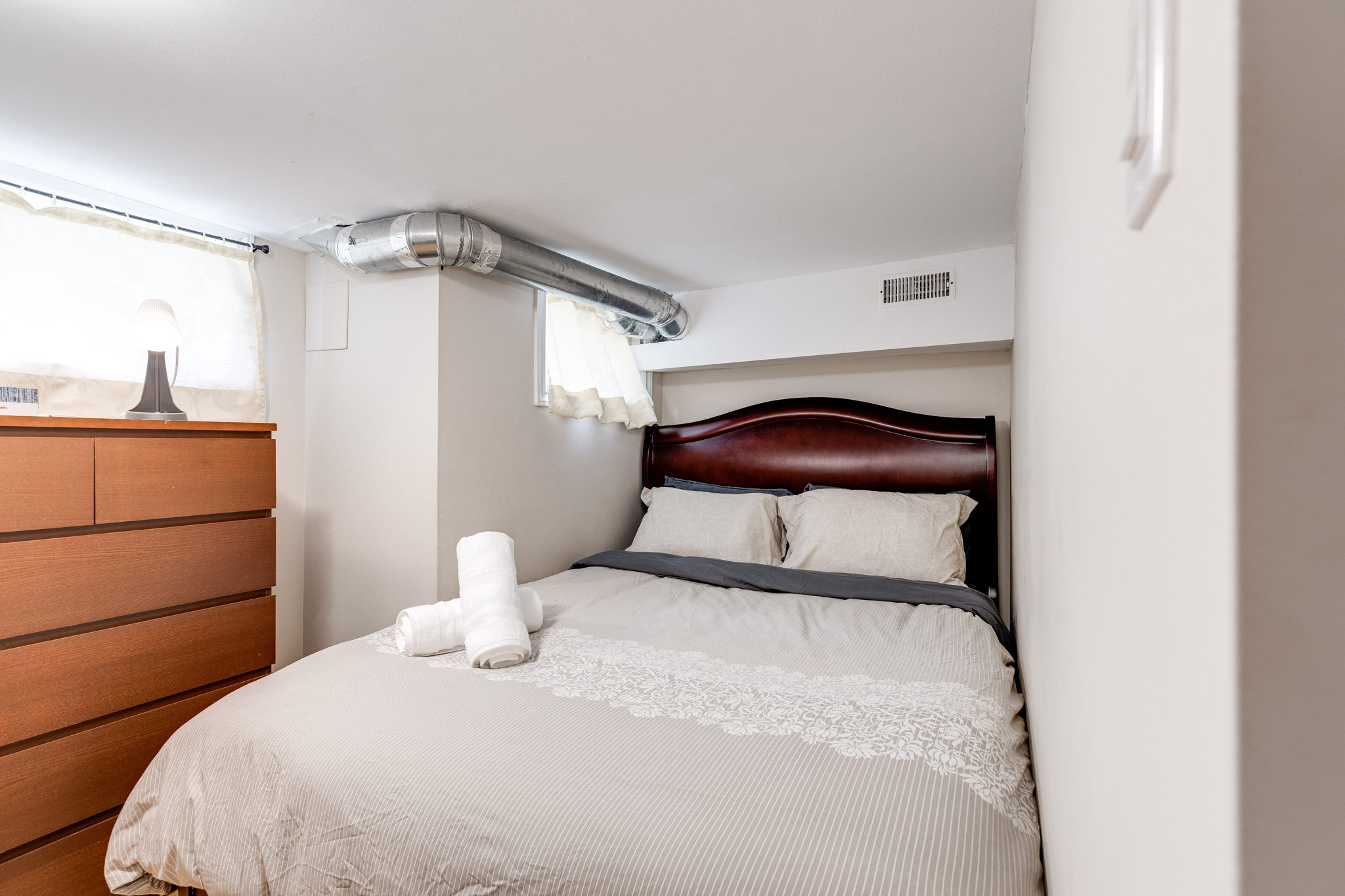 Toronto property showcase — delivered property photograph 29