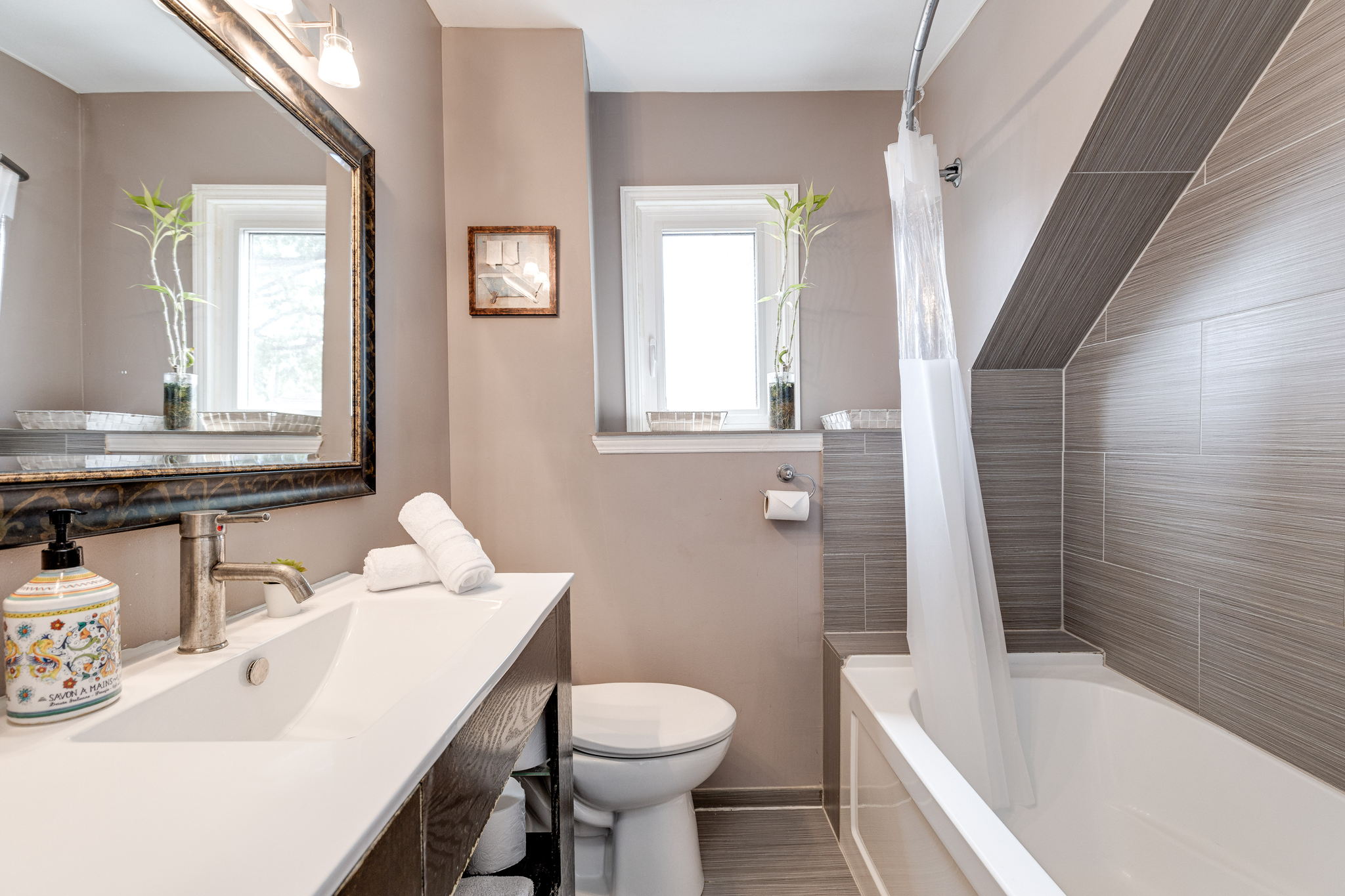 Toronto property showcase — delivered property photograph 26
