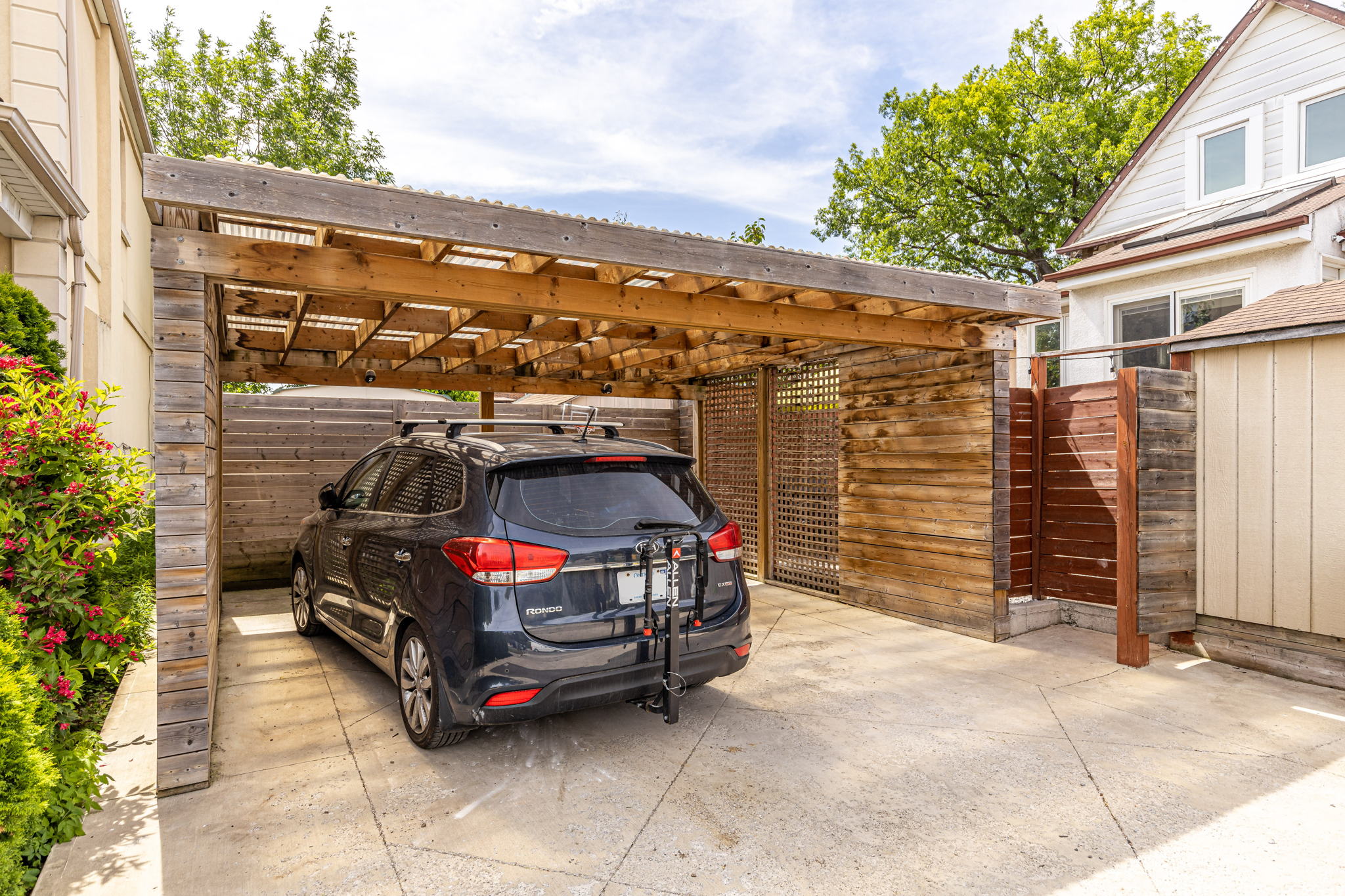 Toronto property showcase — delivered property photograph 75
