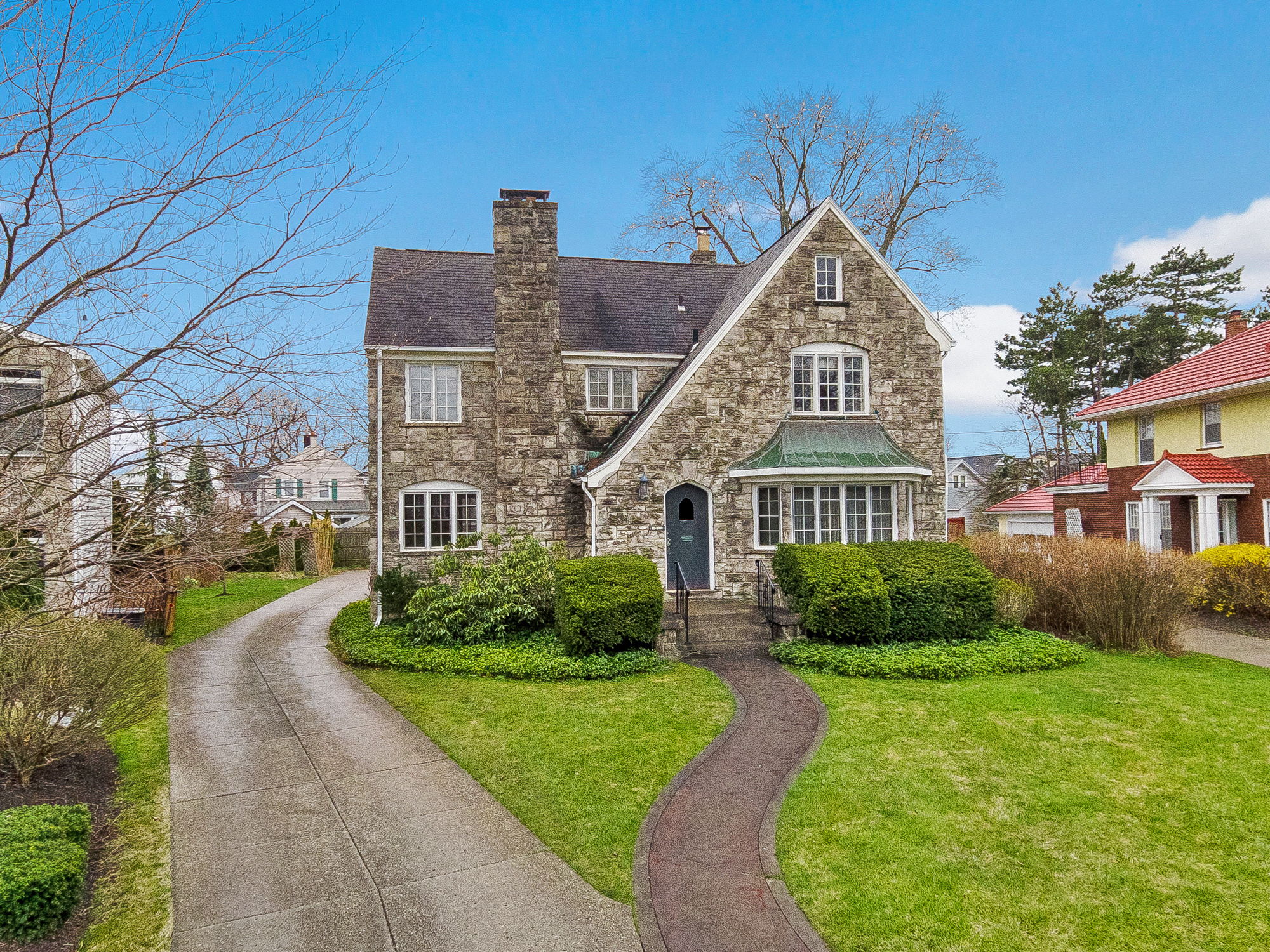 51 Deerhurst Park Blvd, Buffalo, NY 14217 REALTYPIX360