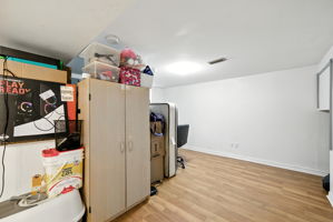  Photo 36